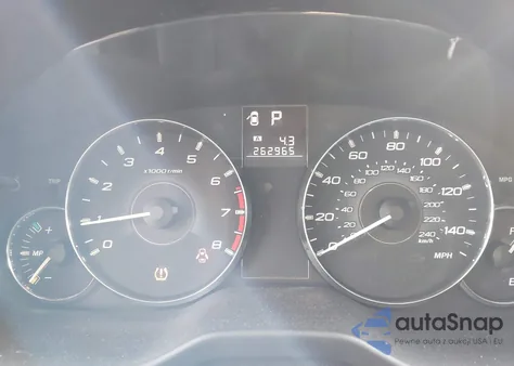 2011 Subaru Outback 2.5I Premium z USA, uszkodzony, nr VIN 4S4BRBCC7B3432047